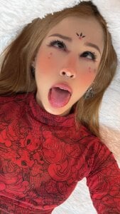 MeganFooster Public Pic 7