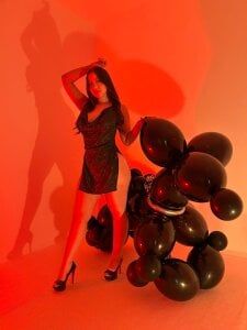 CelestePalmer_ FETISH BALLOON Foto 5