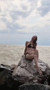 YelenaVerucchi Public Pic 3