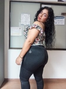 victoria__collins