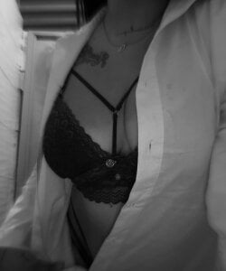 zara_nyx_ SEXY BODY 👄 Kuva 3