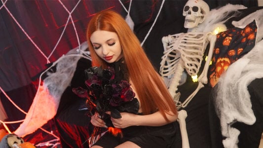 FoxyJoy Dark, mysterious, and dangerously irresistible 🕷️ Pic 7