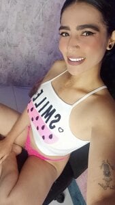 Cleopatracute_ FOLLOW ME DARLING Pic