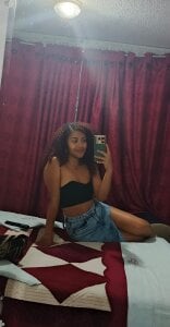 bialindacurly18 Public Pic 5