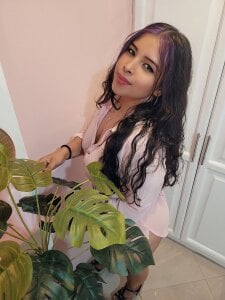 HotSoophie Public Photo 3