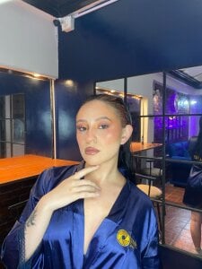 melodygirl__ LATTE 🧡 Pic 5