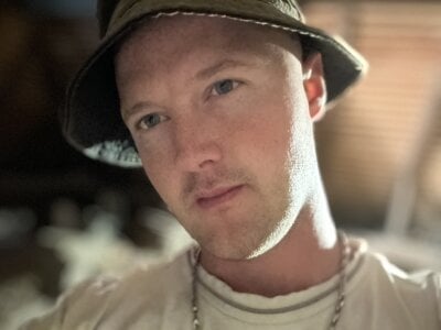 good_Dennis Public  3. fénykép