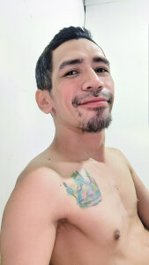 Horny_Asian_Ph Take a peek Pic 2