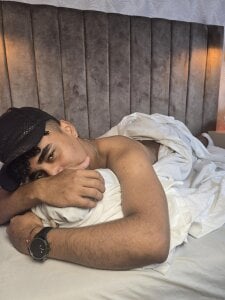 I wait for you in my bed 🛏️ de Jacob_606  Imagens