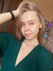 GlitchyDollyBusiness Woman图片 3