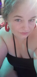 GingerAmayra23 Public Pic 5