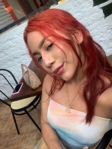 maaluh kullanıcısının Enjoying a drink outdoors albümü -  6 fotoğraf