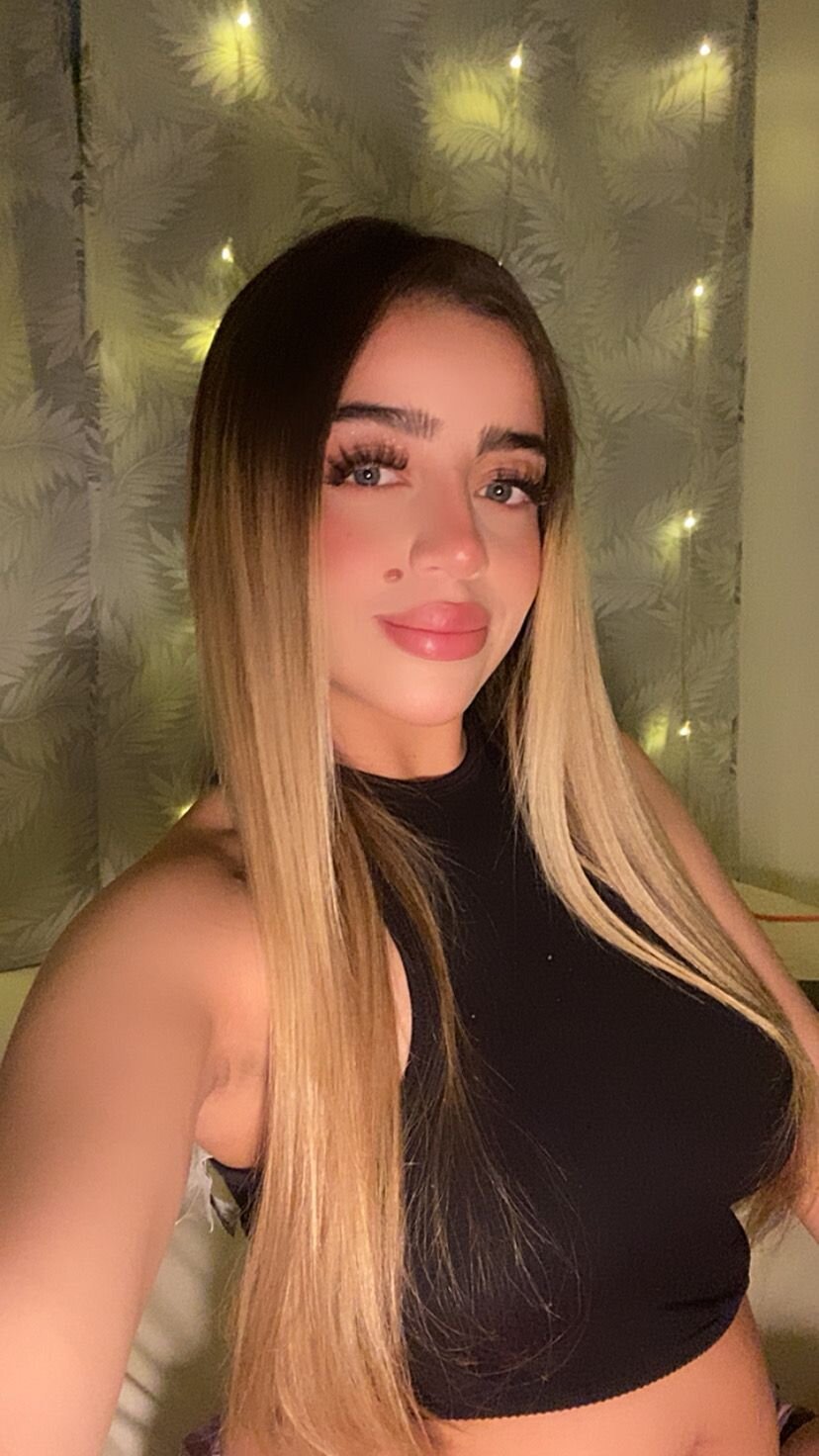 cute_emmma 님의 트렌드 중인 사진  1607개