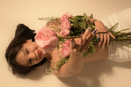 Delicate like what I feel 🌸 de Clara_Luu  Imagens