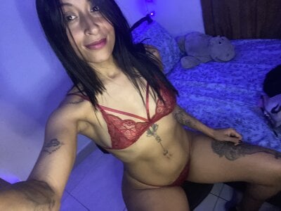 Michelle-Smith- With a little oil but very hot 🥵🔥 Pic 6