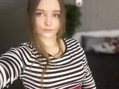 MagicPeachh_ warmth between us Poză