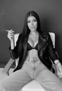 LeaSolene Retro Vibes 📼 Pic 7