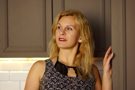 Louisa_Bay Public Pic 8