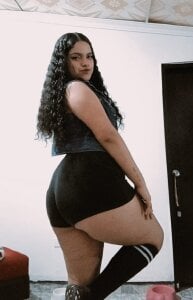 CharloteRussell Public Pic 3