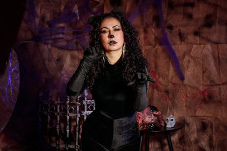 SamanthaAntolin Happy halloween 🎃🔥 Pic 3