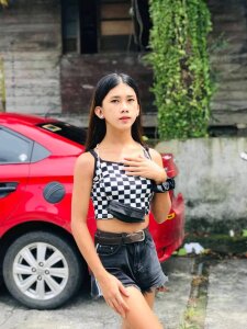 YourBabyGirlExists
