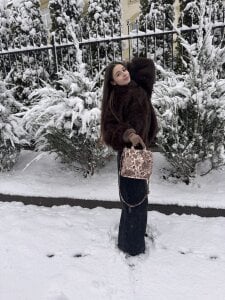 AmeliaFlares Winter wipe❄️ Pic 7