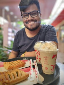 profeisaaco Celebrating my birthday Pic