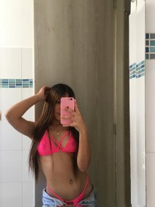 camila_moore1