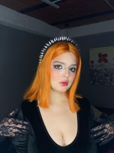scarleth_shadow YOUR GOTH FAVORITE🖤🧡 Pic 8