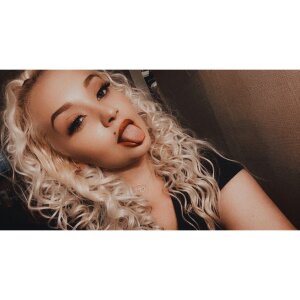 Queenkdaddysgirl Public 사진 4