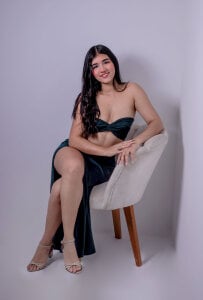 _Ananyaa_lovd sky blue Pic 3