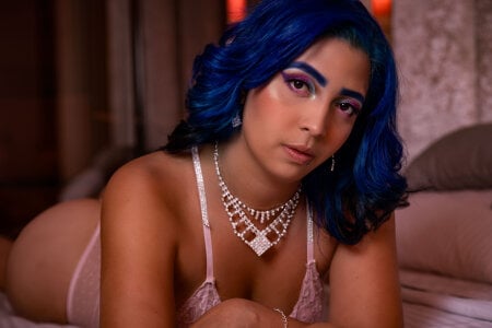 SaskiaHoffman Public Pic 4