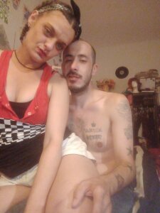 HotCouple3334