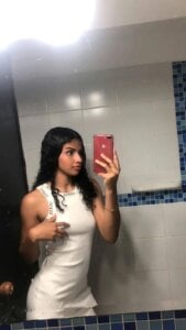 Vanessa_Hot20 Public slika 3