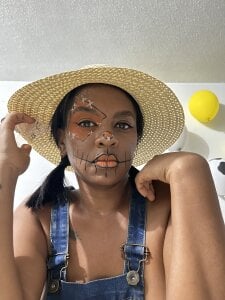 tiffany-smith Hallowen 1 Pic 4