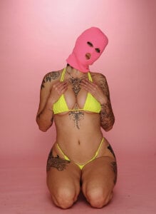 bemoist sexy lady Pic 4