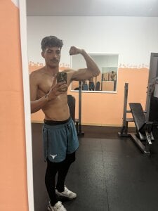 Creyes792 Public Pic 5