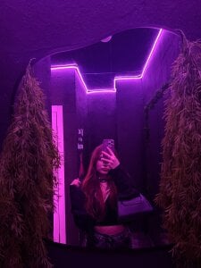 Public de JinnyTinsley  2 Imagens