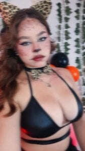 LucieAngels 💋 Trick or Treat, Baby? 🎃🔥 Pic 3