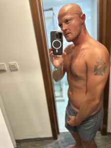 good_Dennis Me  3. fénykép