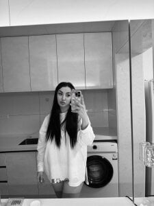 JennyBecker Kiss me Pic