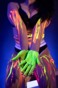 JessyBarnet NeonLights Fotka 2