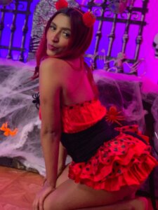 cute_laira HALLOWEEN 😈🎃🎃🔥 Pic 4