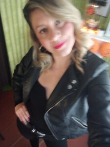 Chanelll_Taylorr_ rocker outfit for office صورة واحدة|Chanelll_Taylorr_ rocker outfit for office صورتان|Chanelll_Taylorr_ rocker outfit for office  صور|Chanelll_Taylorr_ rocker outfit for office  صورة