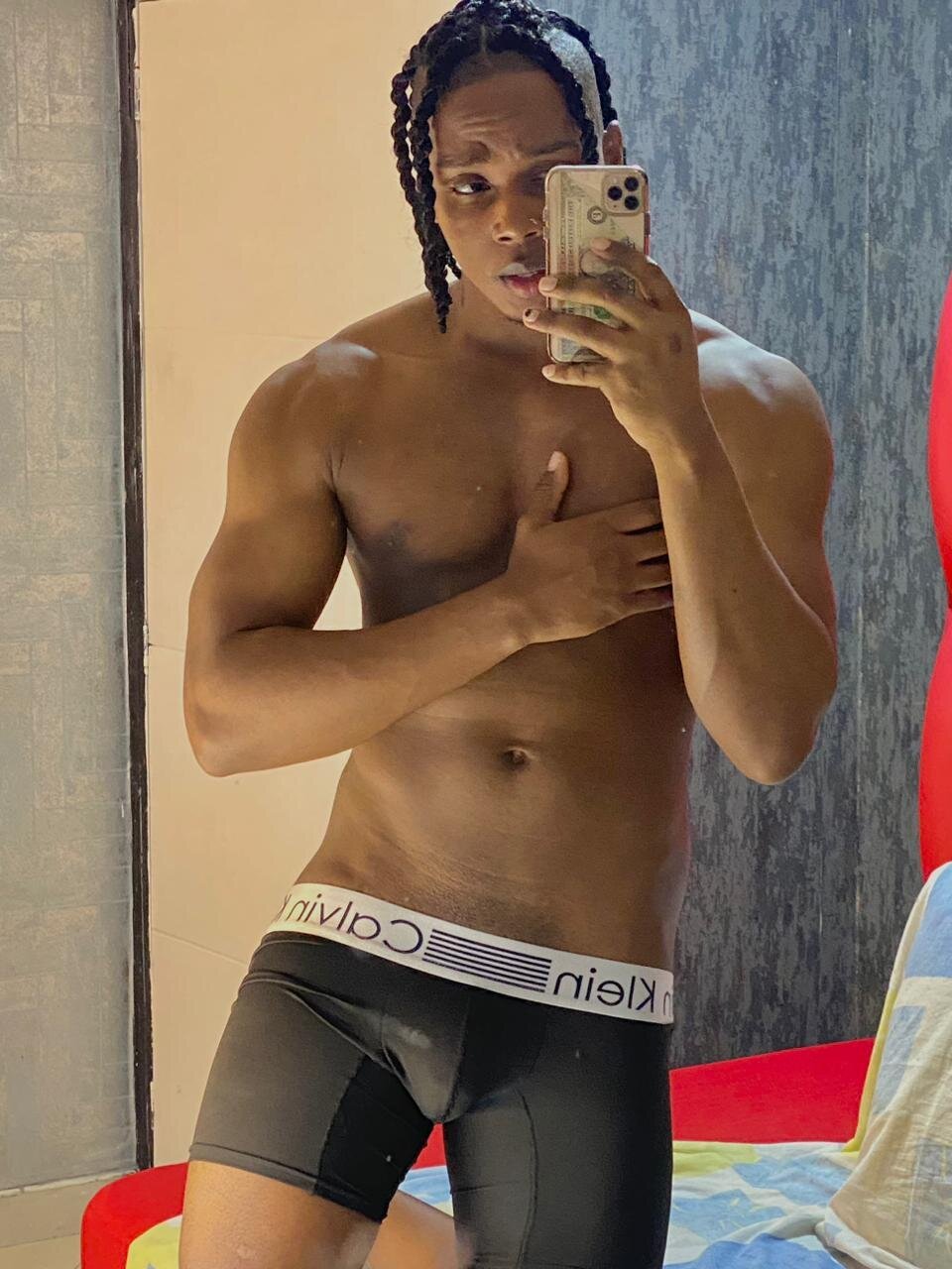 DominicSccott Gambar Trending 3761