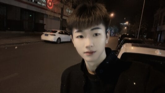 OUBA-520 OUBA-帅气男士 Foto 6