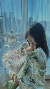 Zdjęcia DelindaToste me with flowers:  2