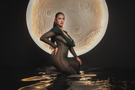 SofiaReyes1 Whispers of the Moon 🌙 صورة واحدة|SofiaReyes1 Whispers of the Moon 🌙 صورتان|SofiaReyes1 Whispers of the Moon 🌙  3 صور|SofiaReyes1 Whispers of the Moon 🌙  3 صورة