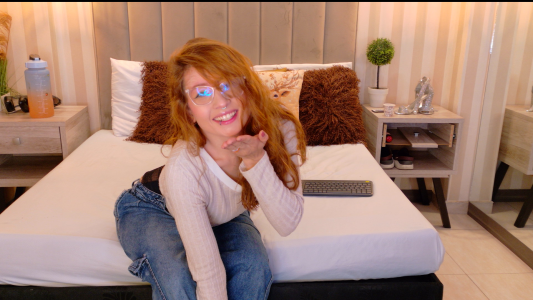 danielamilles im veru happy and hornye зображення 2