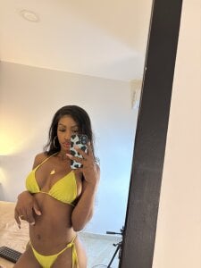 IssyRosse ISSY ISSY Pic 2